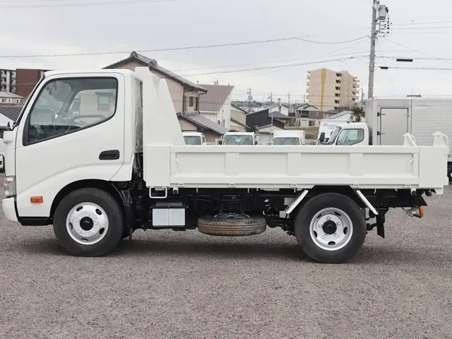 日野 デュトロ TKG-XZU620T(2WD)の写真9