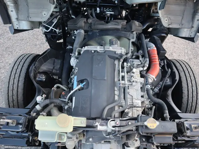 三菱 キャンター TPG-FBA30(2WD)の写真18