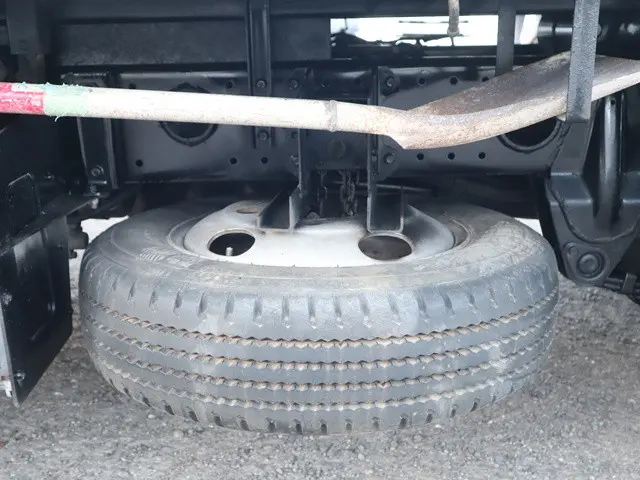 三菱 キャンター TPG-FBA30(2WD)の写真21