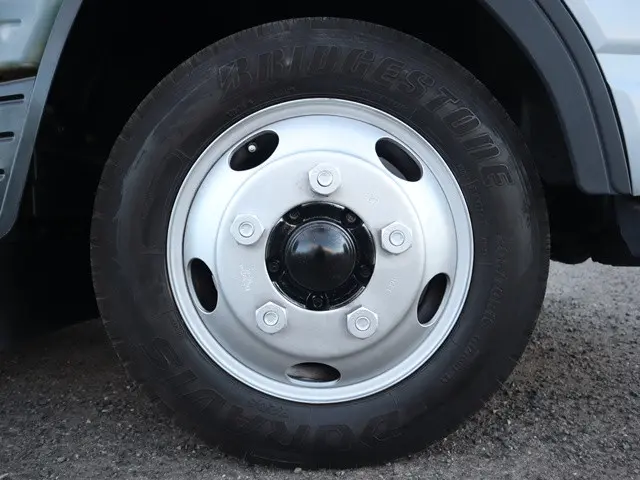 三菱 キャンター TPG-FBA30(2WD)の写真23