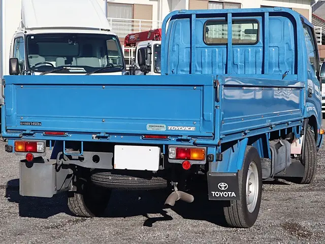 トヨタ トヨエース QDF-KDY231(2WD)の写真3