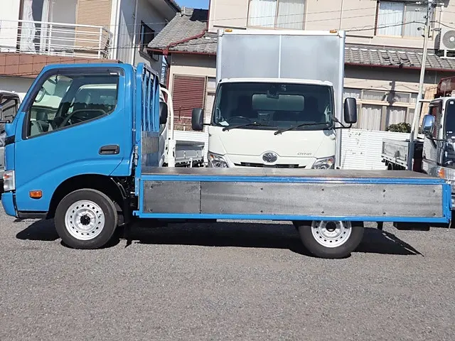 トヨタ トヨエース QDF-KDY231(2WD)の写真13