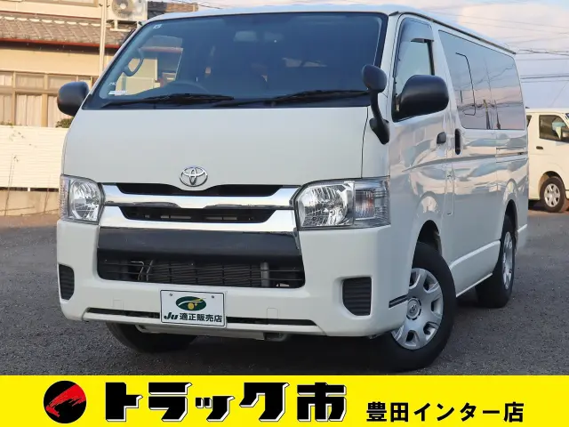 トヨタ ハイエースバン CBF-TRH200V(2WD)の写真1