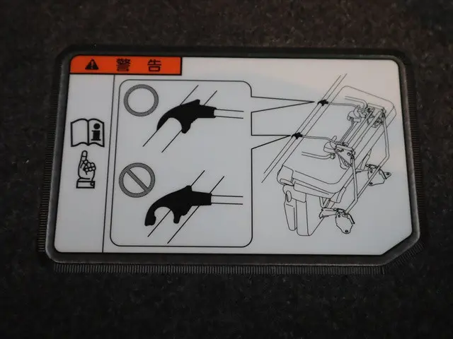 トヨタ ハイエースバン CBF-TRH200V(2WD)の写真18