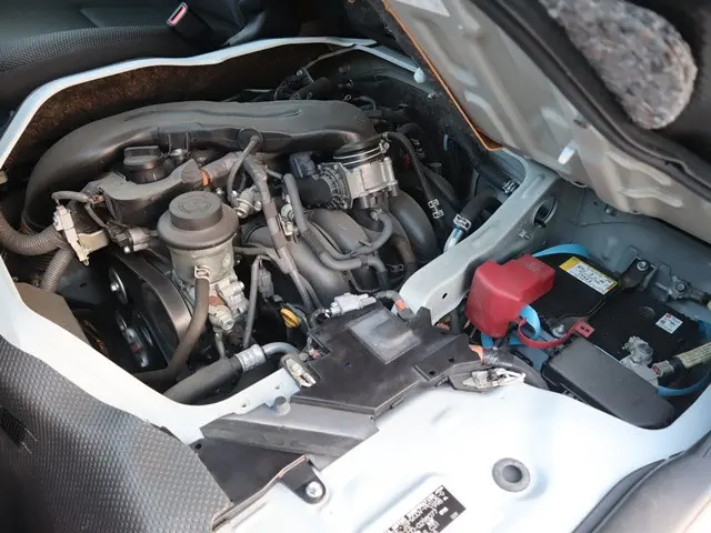 トヨタ ハイエースバン CBF-TRH200V(2WD)の写真19