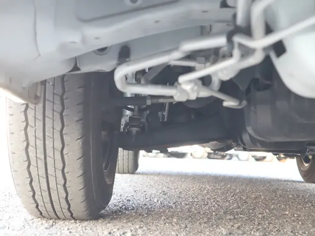 トヨタ ハイエースバン CBF-TRH200V(2WD)の写真27