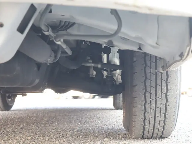 トヨタ ハイエースバン CBF-TRH200V(2WD)の写真28