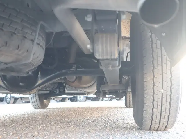 トヨタ ハイエースバン CBF-TRH200V(2WD)の写真32