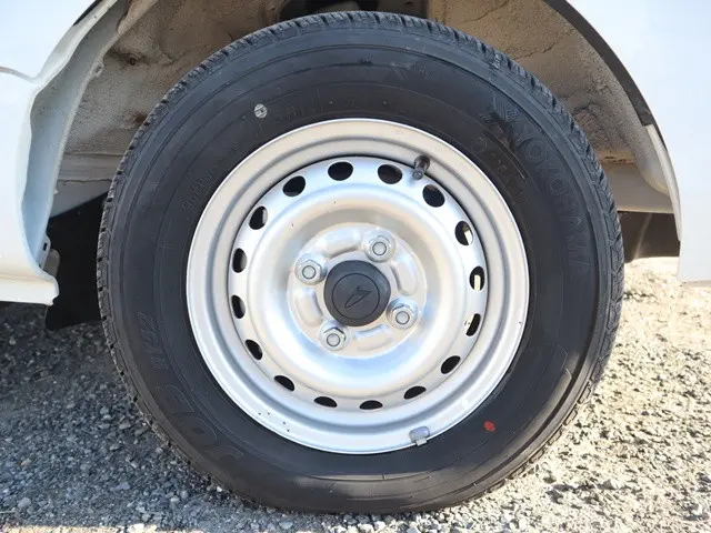 ダイハツ ハイゼットトラック EBD-S510P(4WD)の写真26