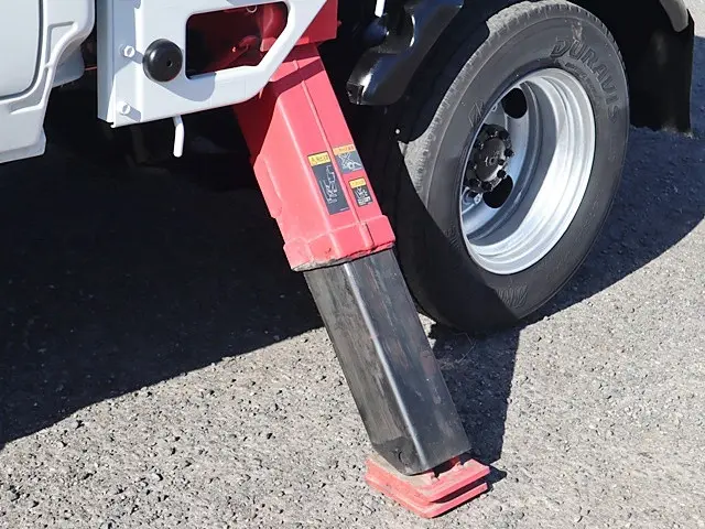 いすゞ エルフ TRG-NJR85A(2WD)の写真26