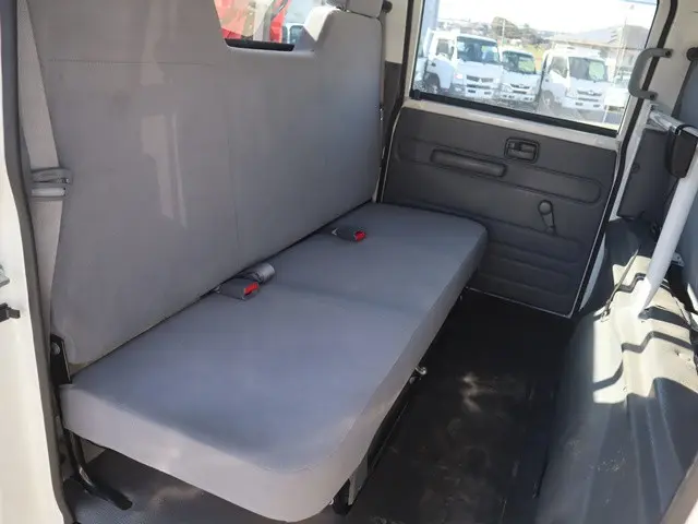 いすゞ エルフ TRG-NJR85A(2WD)の写真40