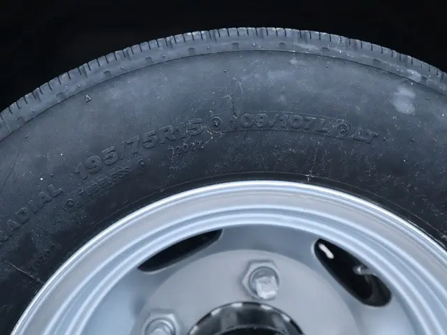 三菱 キャンター TPG-FBA20(2WD)の写真19