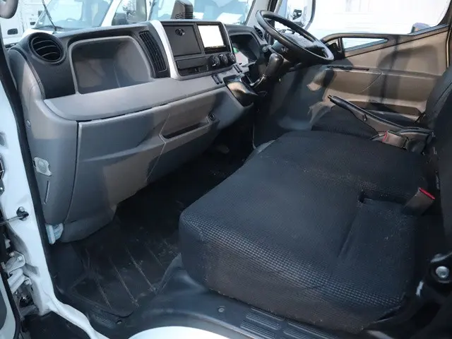 三菱 キャンター TPG-FBA20(2WD)の写真30