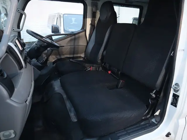 三菱 キャンター TPG-FBA20(2WD)の写真31