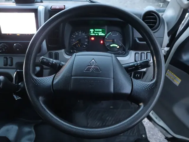 三菱 キャンター TPG-FBA20(2WD)の写真36