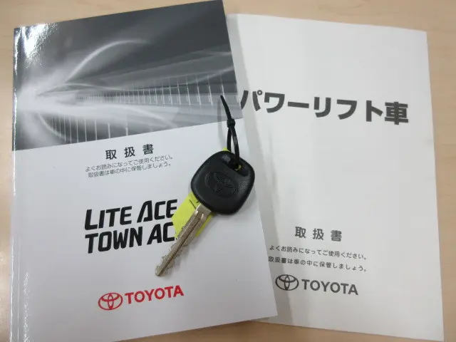 トヨタ タウンエーストラック DBF-S402U改(2WD)の写真5