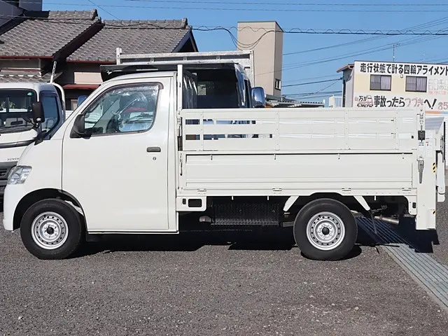 トヨタ タウンエーストラック DBF-S402U改(2WD)の写真9