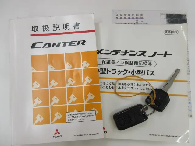 三菱 キャンター 2RG-FBA20(2WD)の写真5