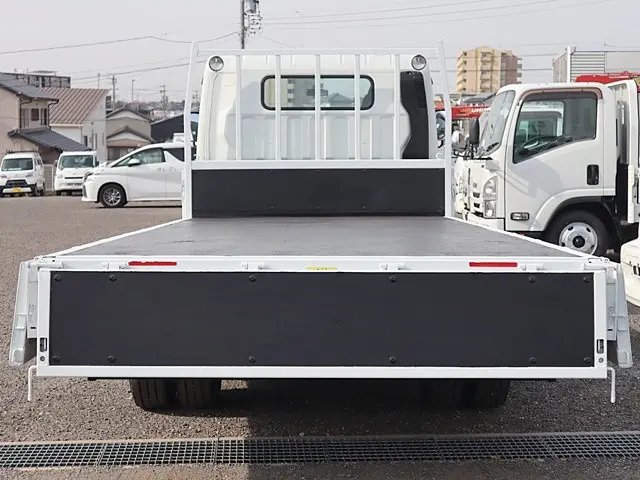 三菱 キャンター TPG-FEB50(2WD)の写真12