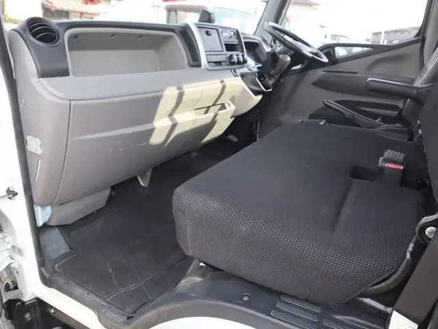 三菱 キャンター TPG-FEB50(2WD)の写真31