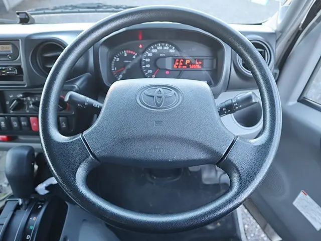トヨタ ダイナ TPG-XZU605(2WD)の写真4