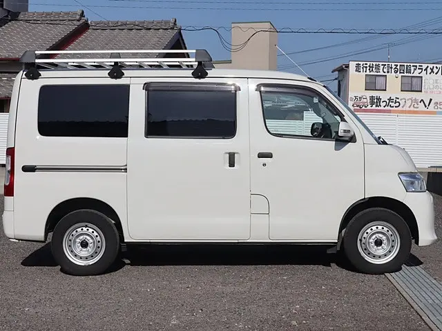 トヨタ タウンエースバン 5BF-S413M(4WD)の写真8