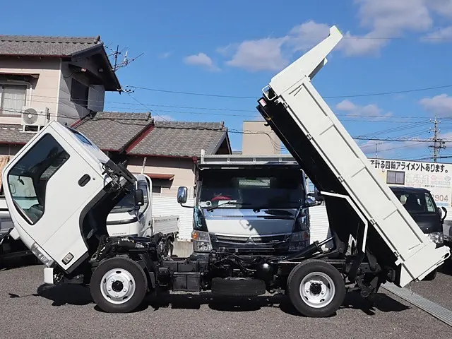 いすゞ エルフ TPG-NKR85AN(2WD)の写真14