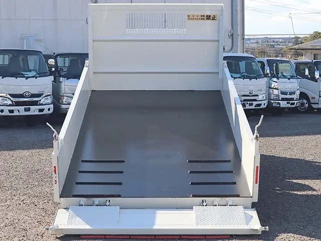 いすゞ エルフ TPG-NKR85AN(2WD)の写真16