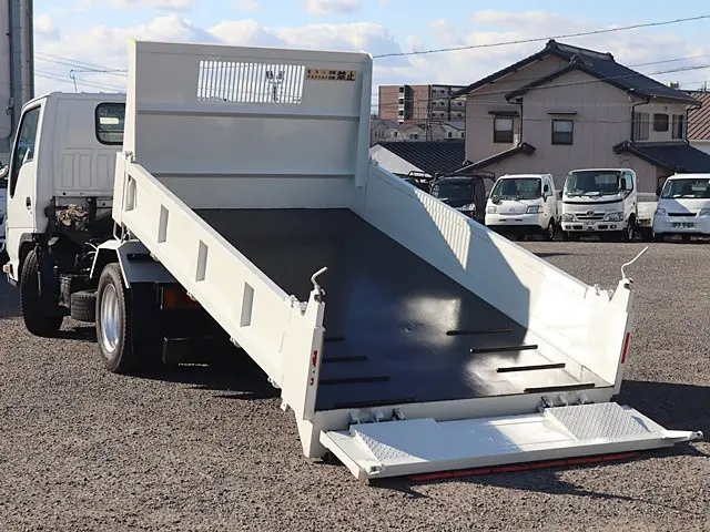 いすゞ エルフ TPG-NKR85AN(2WD)の写真17