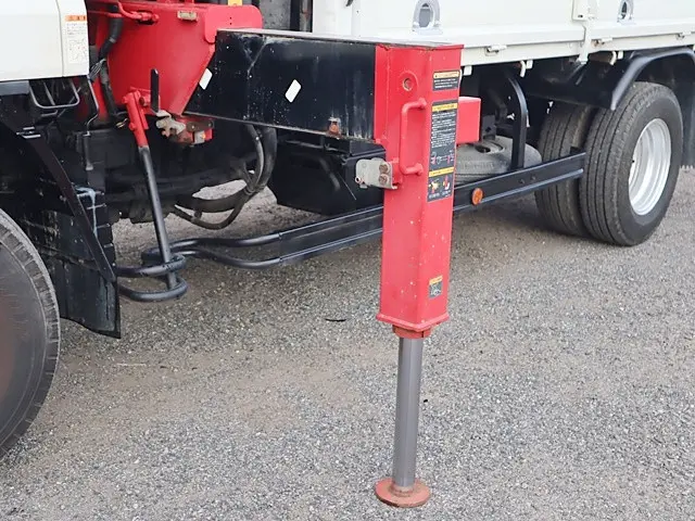 三菱 キャンター TPG-FEA50(2WD)の写真24