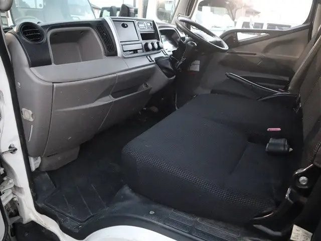 三菱 キャンター TPG-FEA50(2WD)の写真37