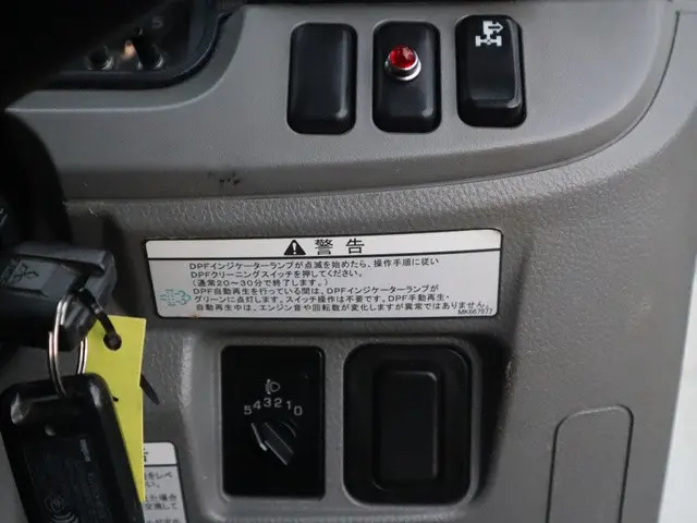 三菱 キャンター TPG-FEA50(2WD)の写真43