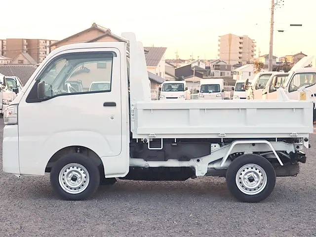 ダイハツ ハイゼットトラック EBD-S510P(4WD)の写真9