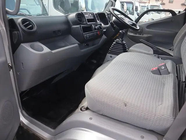 トヨタ ダイナ TKG-XZC655(2WD)の写真32