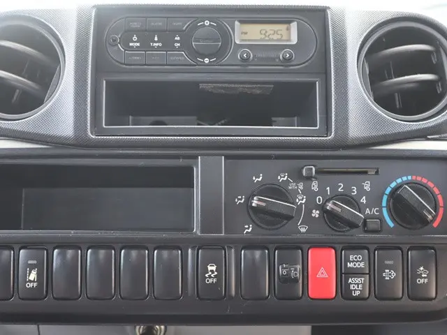 トヨタ ダイナ TKG-XZC655(2WD)の写真36