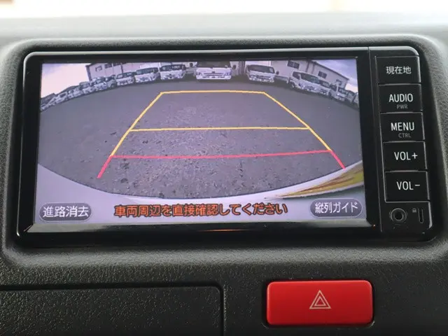 トヨタ ハイエースバン 3BF-TRH200V(2WD)の写真21
