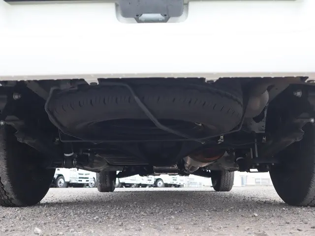 トヨタ ハイエースバン 3BF-TRH200V(2WD)の写真26