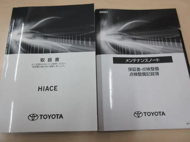 トヨタ ハイエースバン 3BF-TRH200V(2WD)の写真48