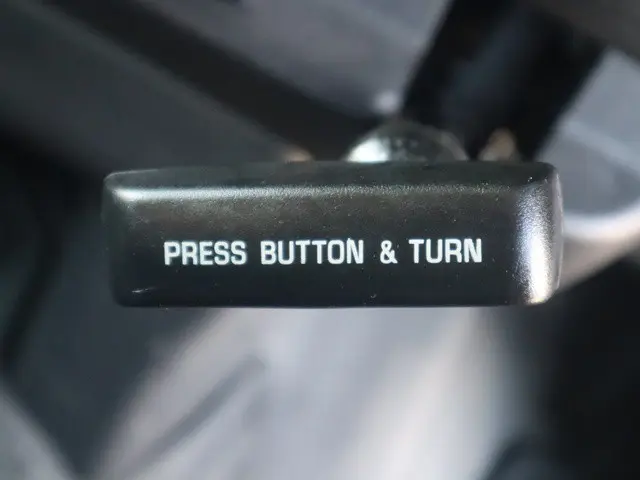 トヨタ ハイエースバン 3BF-TRH200V(2WD)の写真43