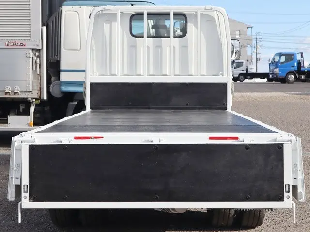 三菱 キャンター TPG-FBA20(2WD)の写真11
