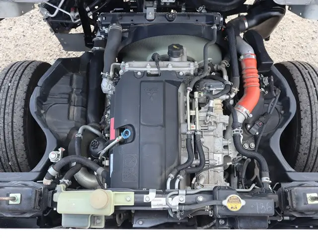 三菱 キャンター TPG-FBA20(2WD)の写真15