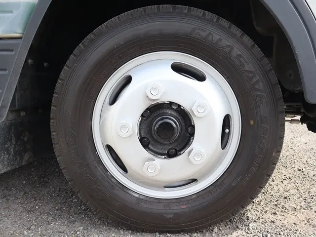 三菱 キャンター TPG-FBA20(2WD)の写真21