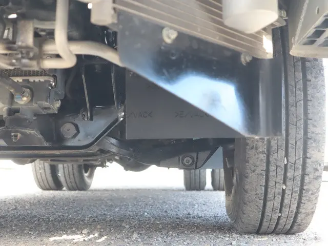 三菱 キャンター TPG-FBA20(2WD)の写真23