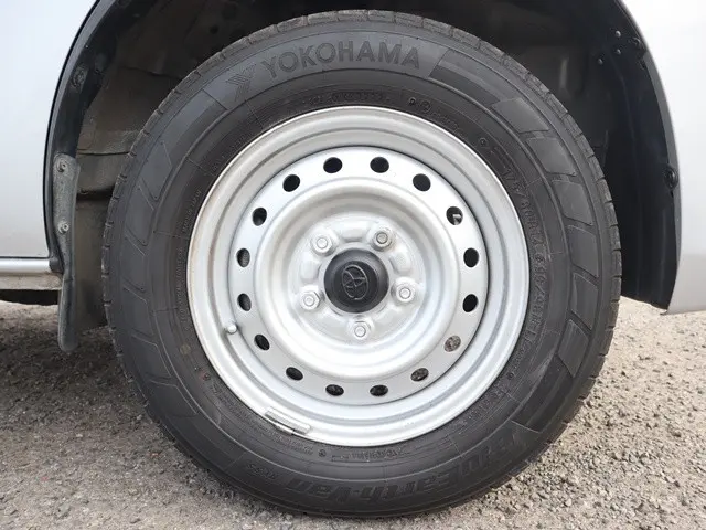 トヨタ タウンエーストラック 5BF-S403U(2WD)の写真21