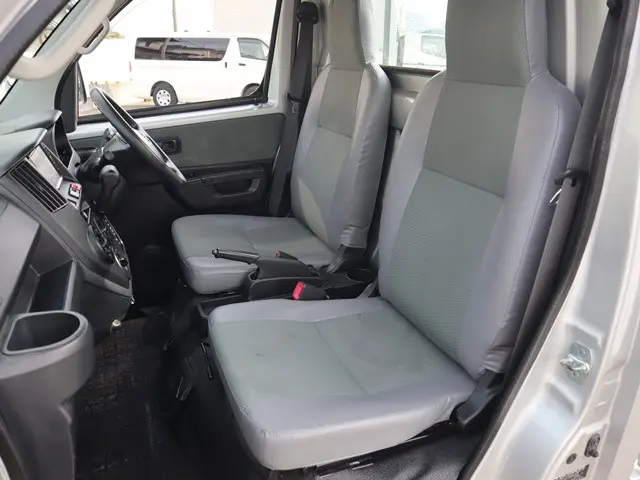 トヨタ タウンエーストラック 5BF-S403U(2WD)の写真32