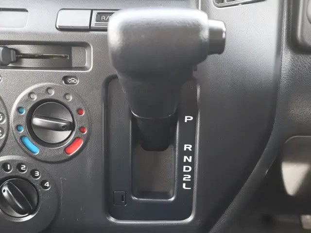 トヨタ タウンエーストラック 5BF-S403U(2WD)の写真34