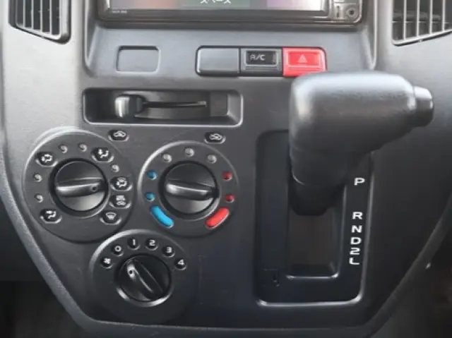 トヨタ タウンエーストラック 5BF-S403U(2WD)の写真35