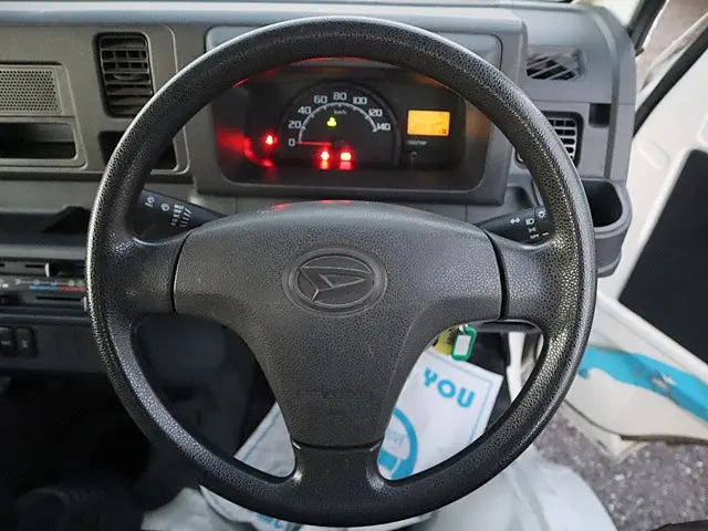 ダイハツ ハイゼットトラック EBD-S510P(4WD)の写真4