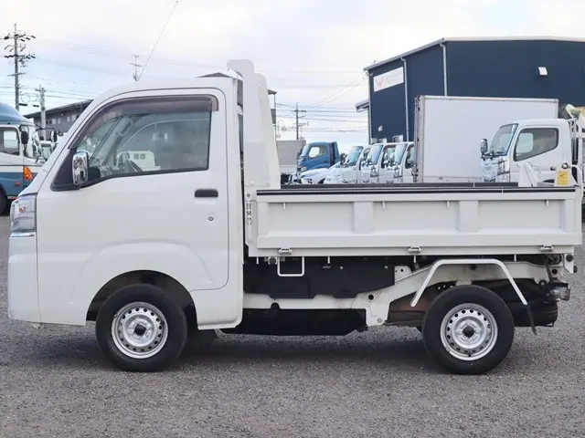 ダイハツ ハイゼットトラック EBD-S510P(4WD)の写真9