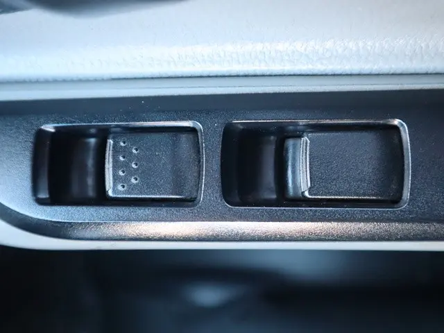 三菱 キャンター TPG-FBA20(2WD)の写真37